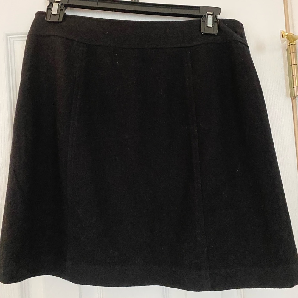 Banana Republic black skirt.  Size 2